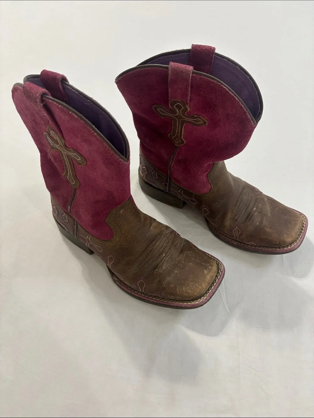 Ariat Girl’s Brown Leather and Magenta Suede Western Cowgirl Boots with Cross